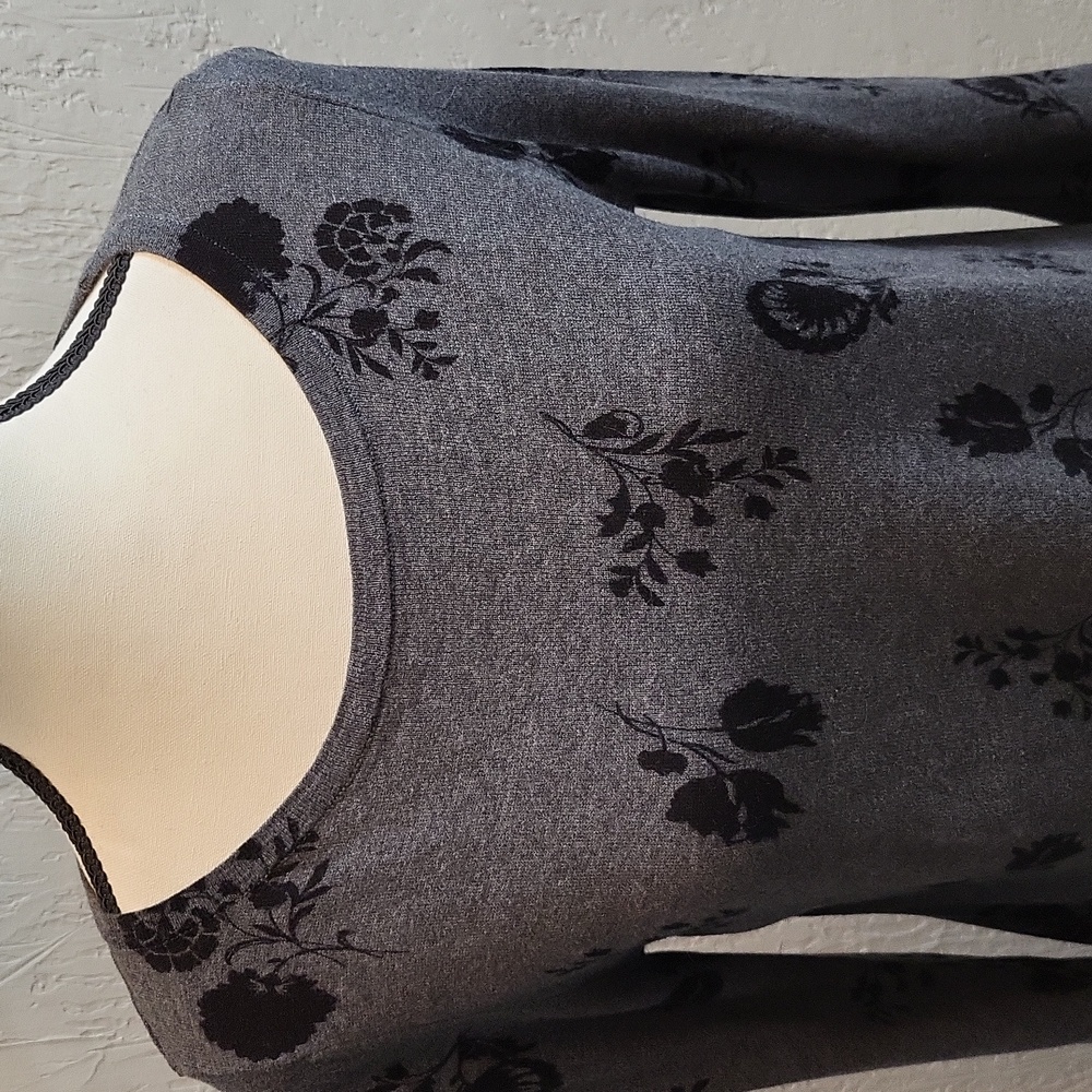 LOFT Dark Gray Lightweight Sweater with Velvet Floral Detail & Split Cuffs